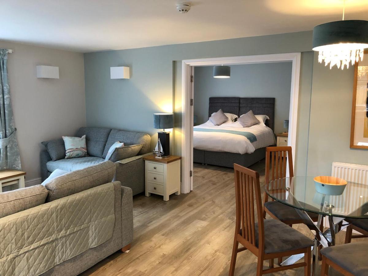 Beacon & Luxury Shepherd Huts St Agnes (Cornwall)