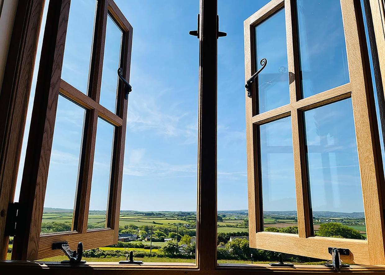 Beacon & Luxury Shepherd Huts